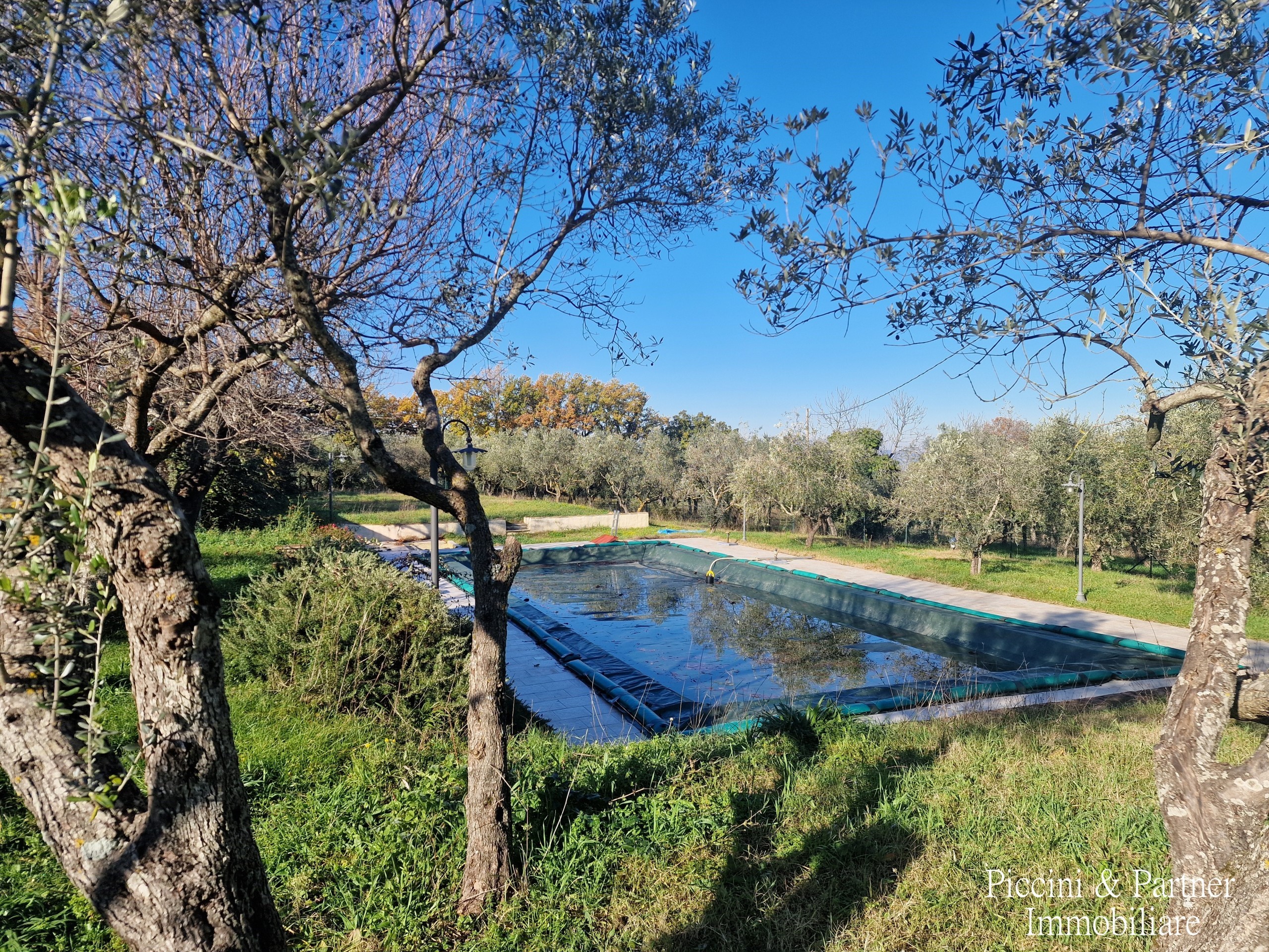 Immagine 6 di Rustico / casale in vendita  in Località San Lorenzo a Castel Ritaldi
