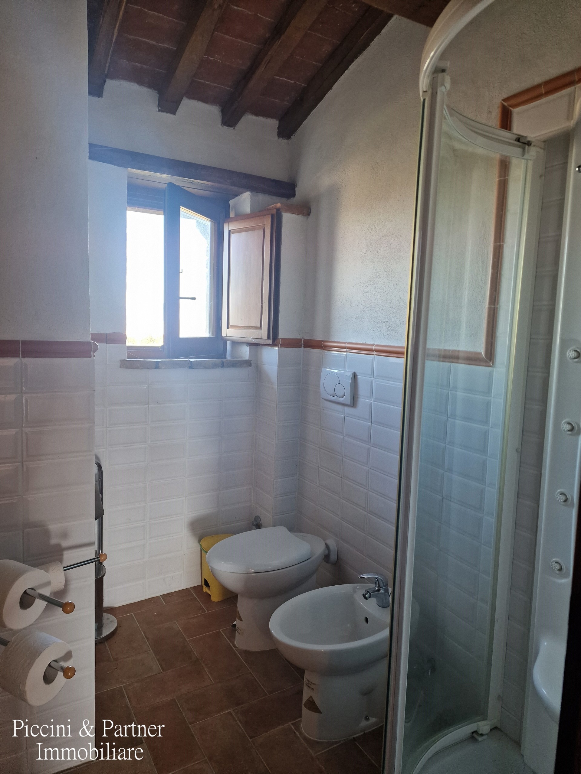 Immagine 37 di Rustico / casale in vendita  in Località San Lorenzo a Castel Ritaldi