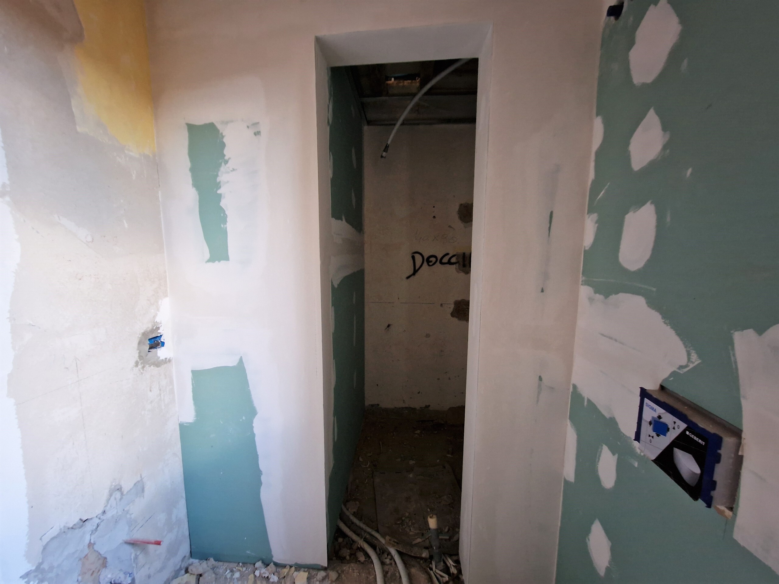 Immagine 25 di Trilocale in vendita  in Via Camillo Benso Conte di Cavour 73 a Torrita Di Siena