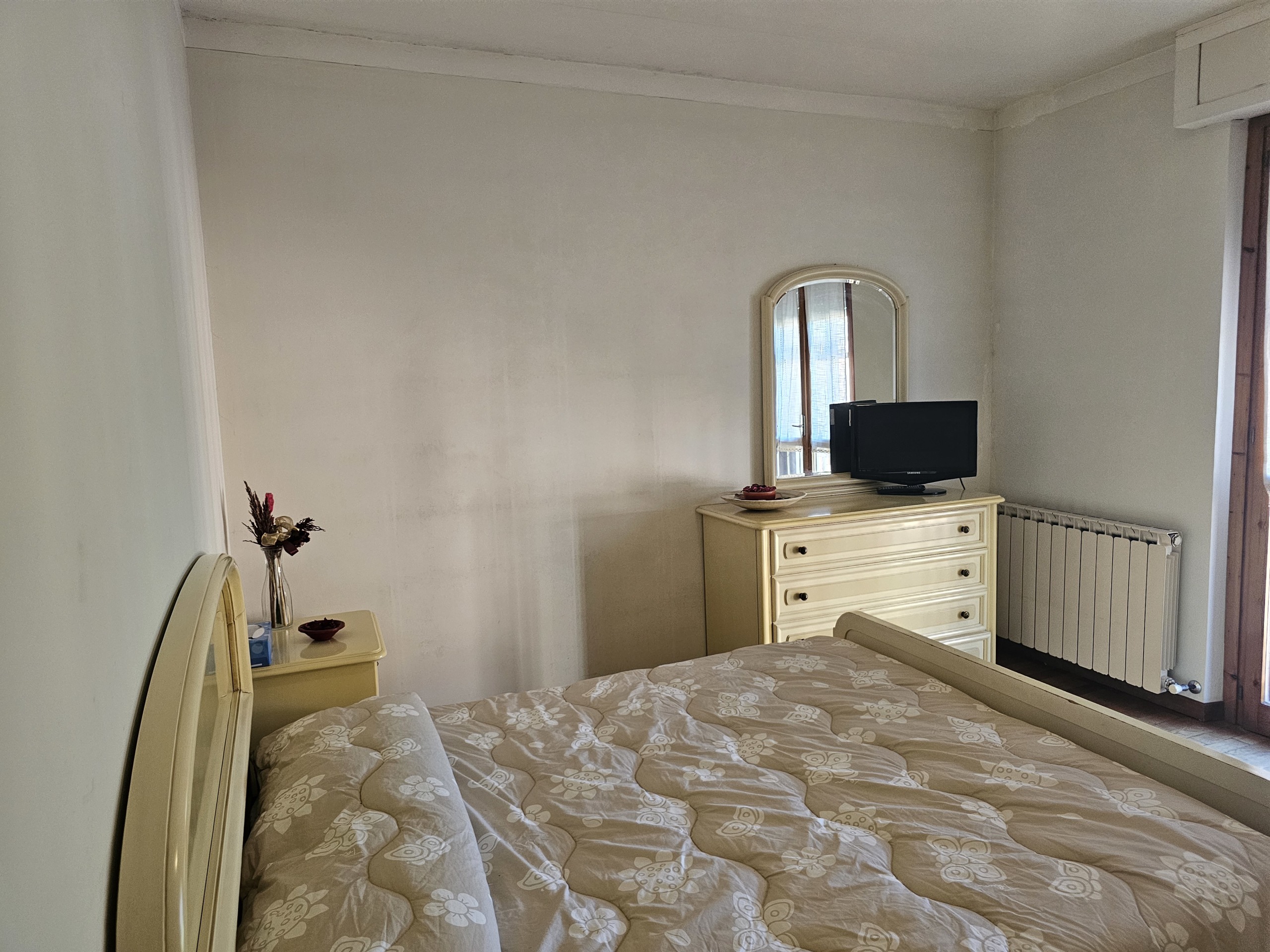 Immagine 17 di Pentalocale in vendita  in Via Ardigò a Perugia