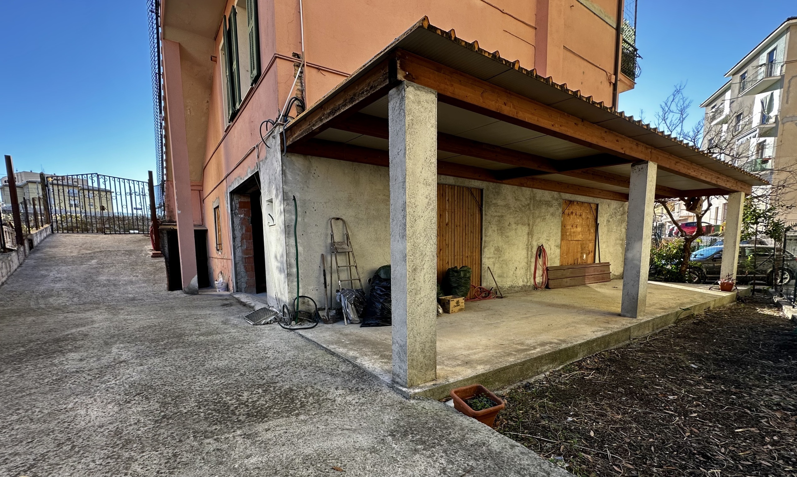 Immagine 29 di Casa bifamiliare in vendita  in via Andreoli 20 a Imperia