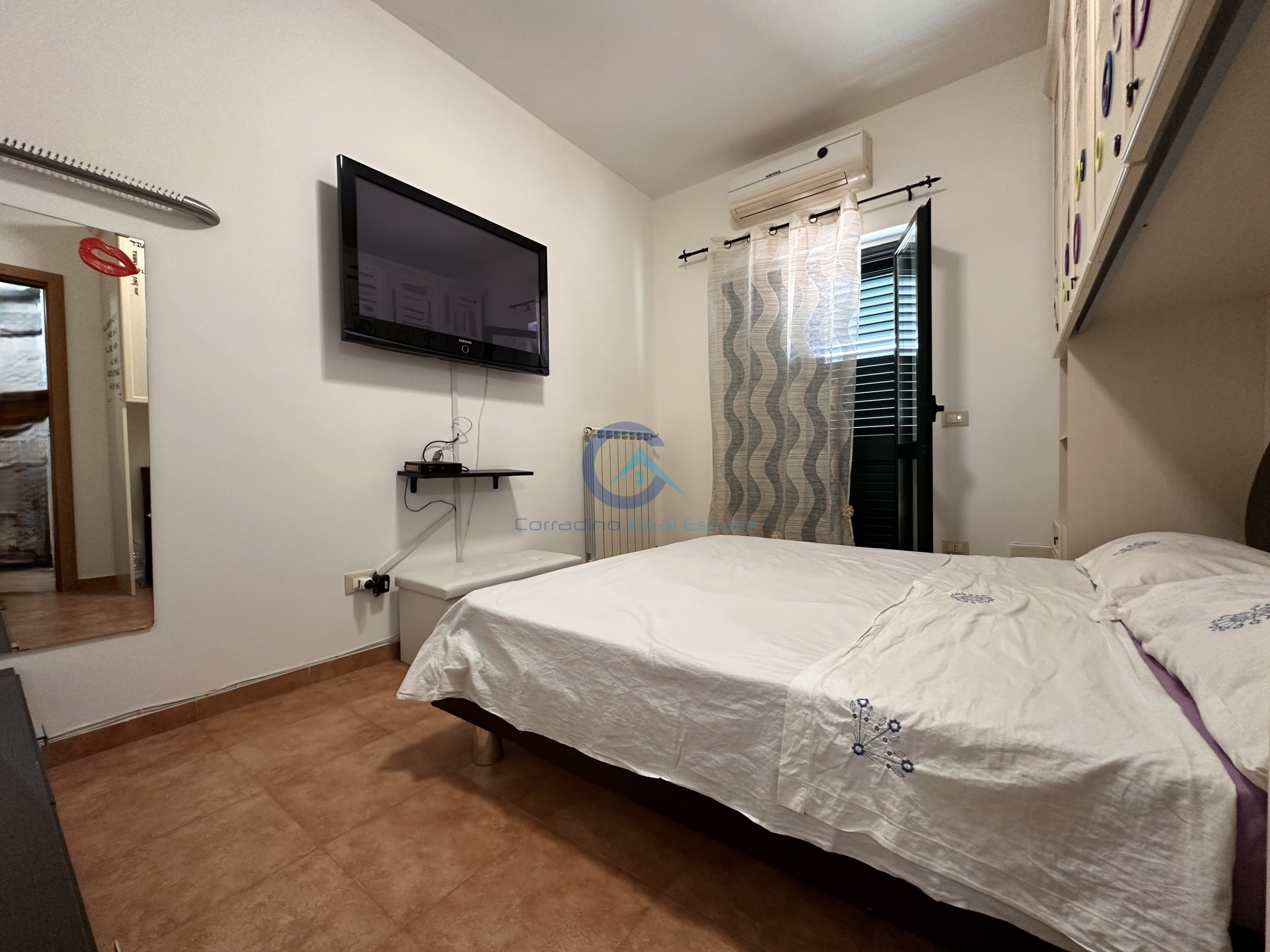 Immagine 10 di Casa trifamiliare in vendita  in Villaggio Maestrale 31a a Simeri Crichi