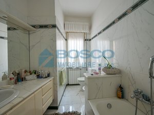 Immagine 8 di Casa indipendente in vendita  in Via Guglielmo Marconi a La Spezia