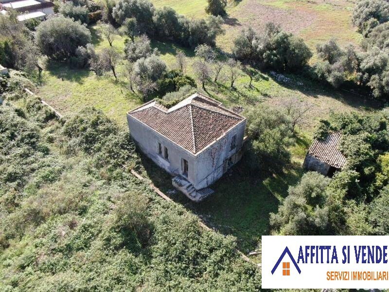 Immagine 5 di Rustico / casale in vendita  in isola a Siracusa