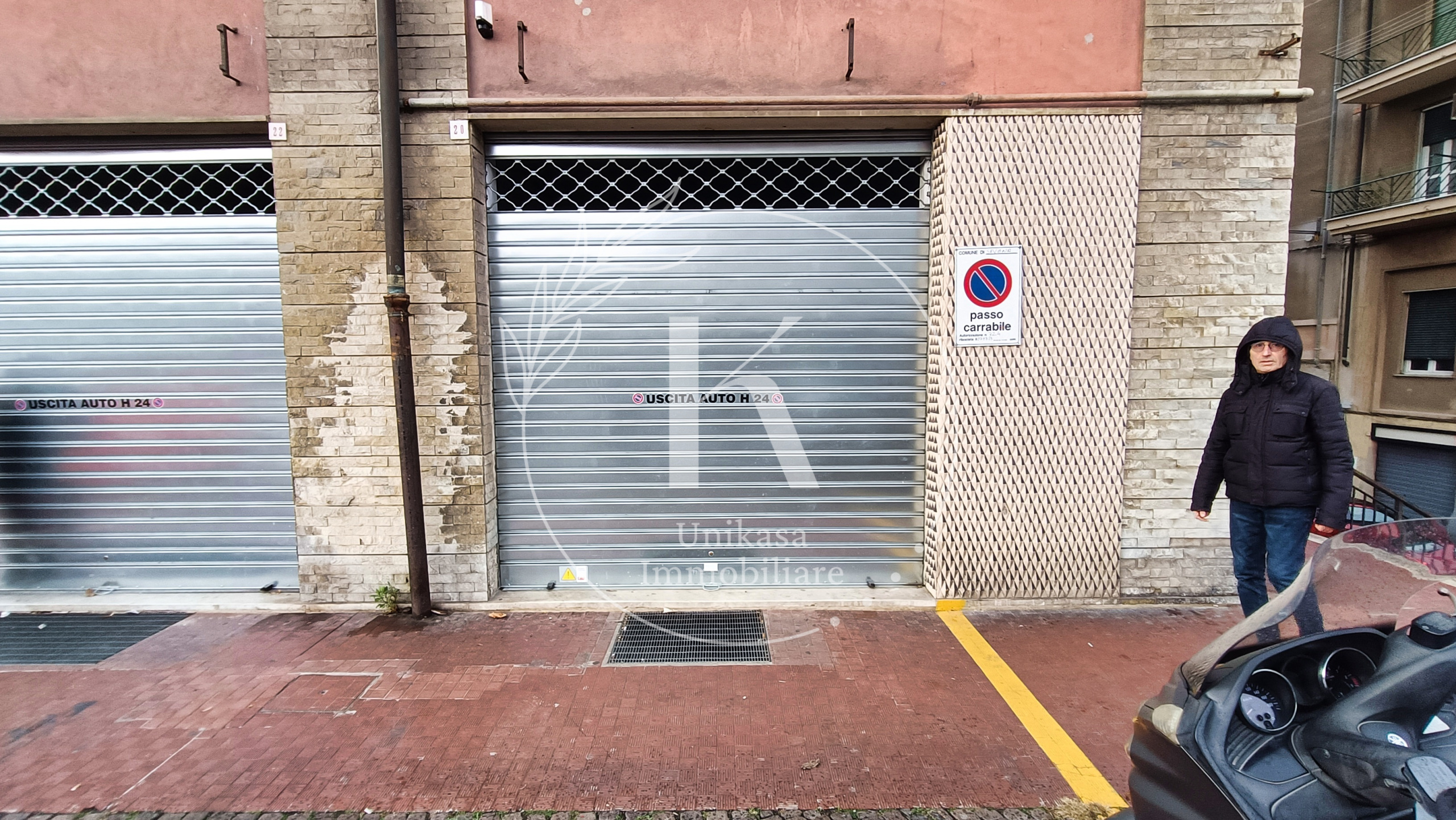 Foto annuncio 24