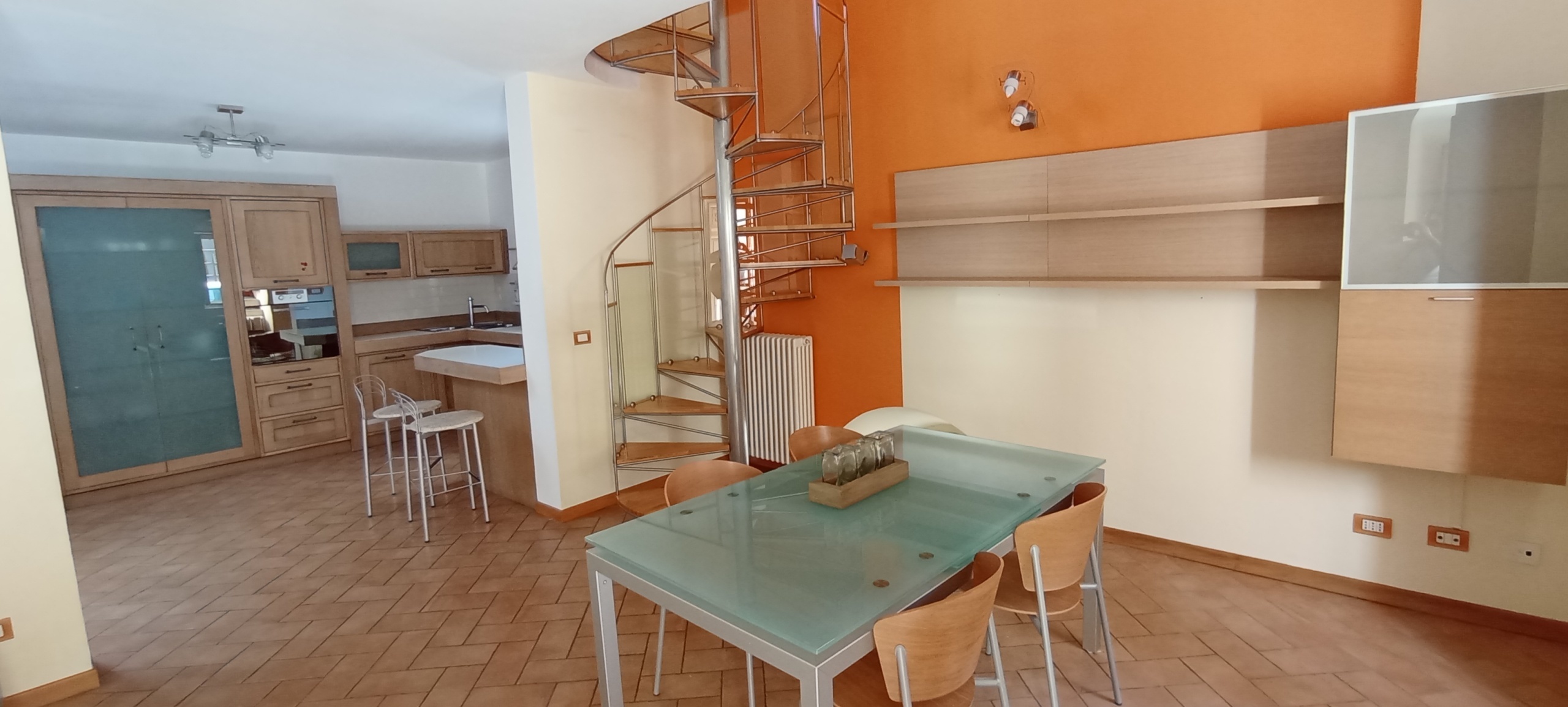 Immagine 21 di Casa indipendente in vendita  a Chiaramonte Gulfi