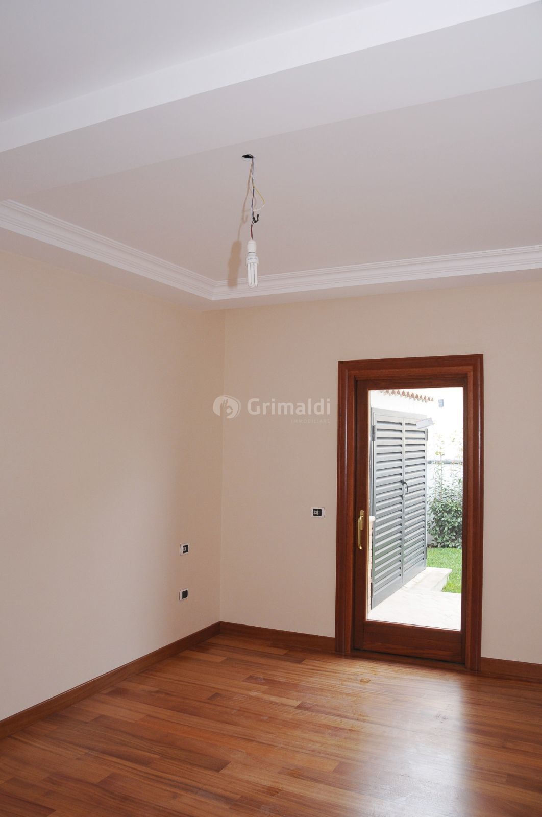 Immagine 8 di Casa bifamiliare in vendita  in Via Aurora 22 a Anzio