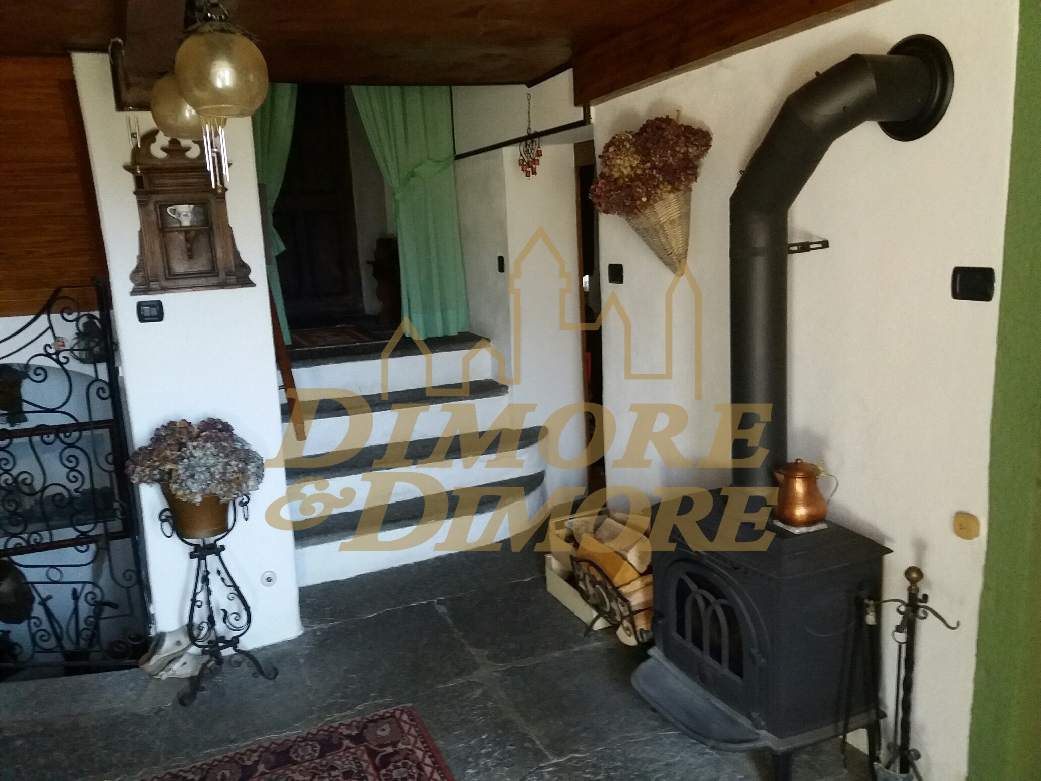 Immagine 3 di Casa indipendente in vendita  in Via Monumento Rodis 21 a Premia