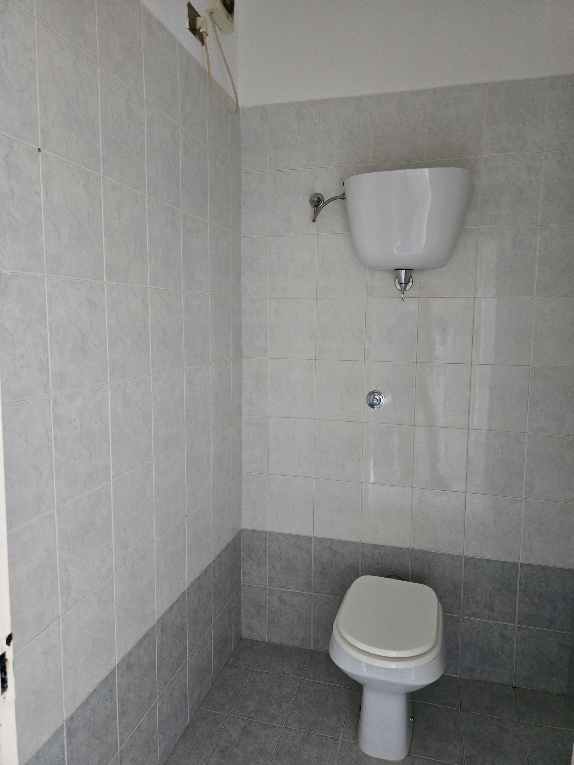 Immagine 12 di Quadrilocale in vendita  in Strada del Giglio a Perugia