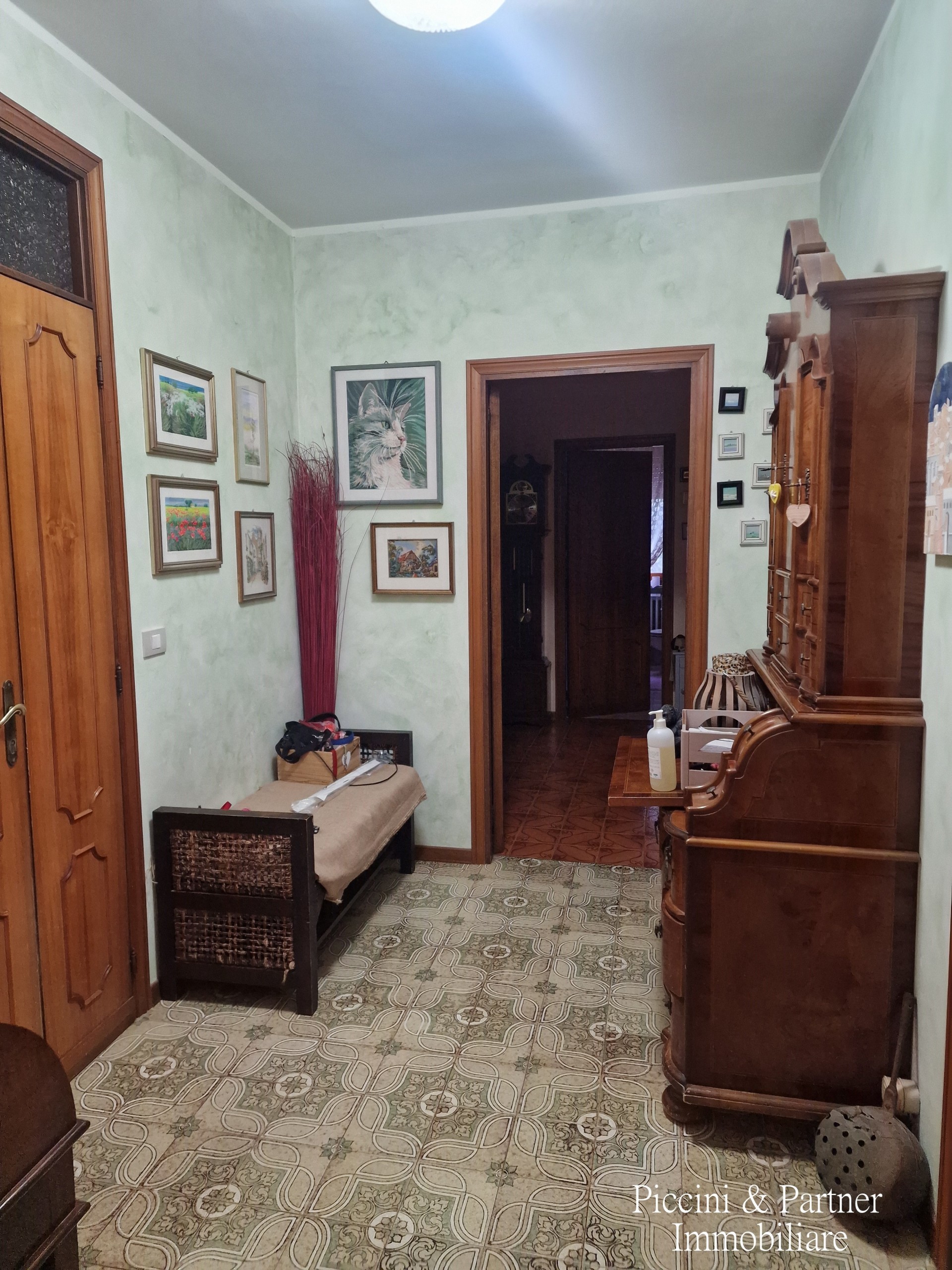 Immagine 4 di Pentalocale in vendita  in Strada Ponte Rio Ponte Pattoli a Perugia