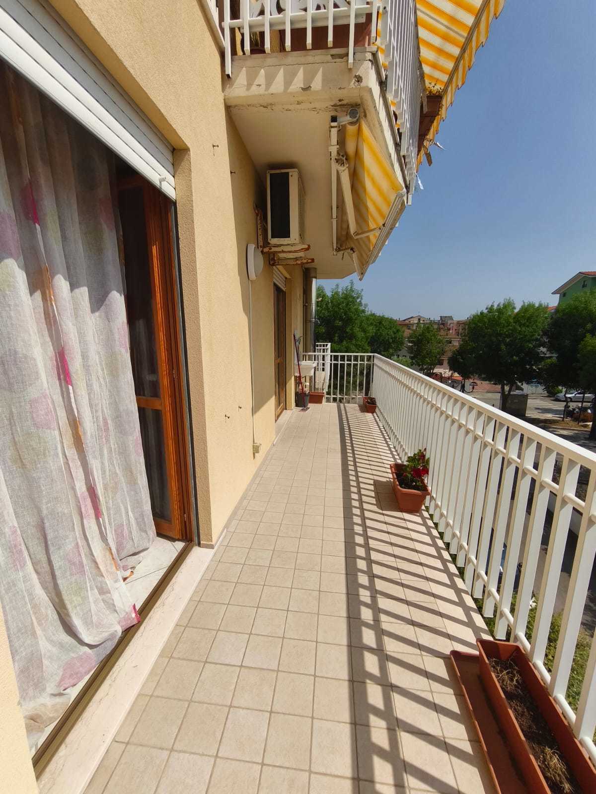 Immagine 13 di Bilocale in affitto  in Via Marina a Fossacesia