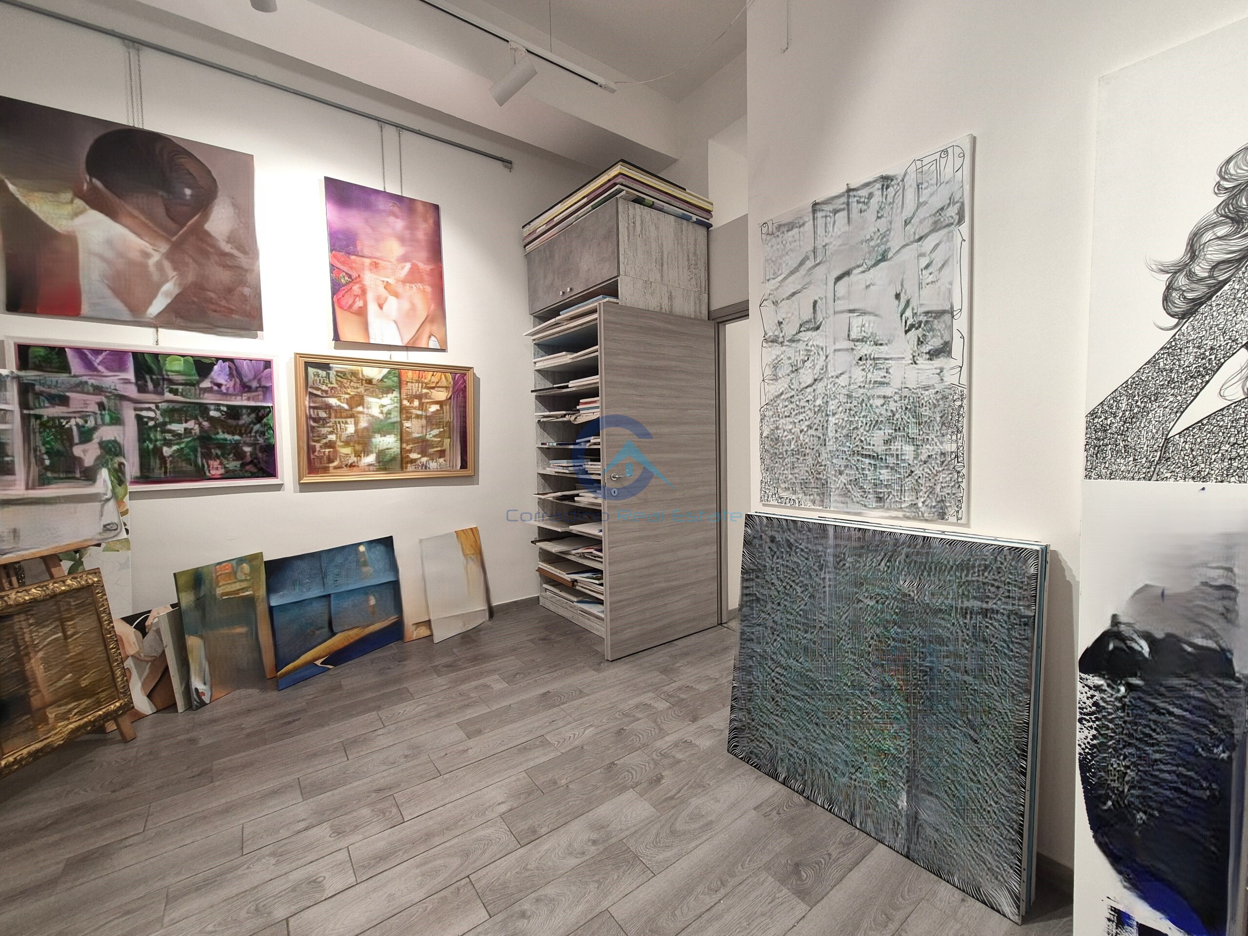 Immagine 5 di Locale commerciale in affitto  a Catanzaro