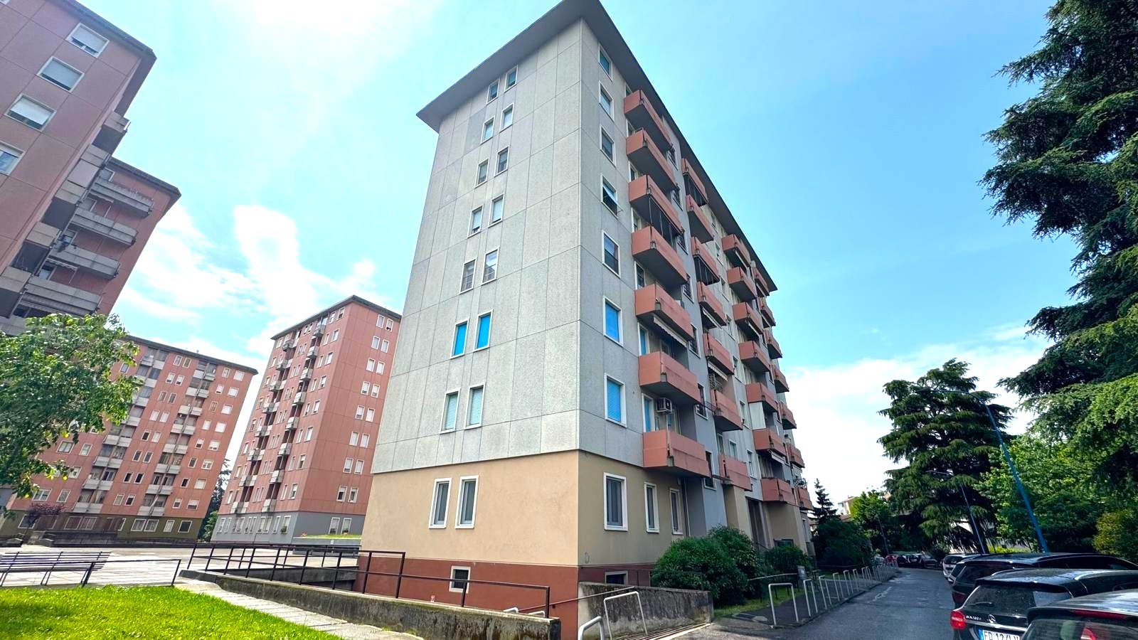 Immagine 1 di Trilocale in vendita  in Rotonda Vittorio Montiglio a Brescia