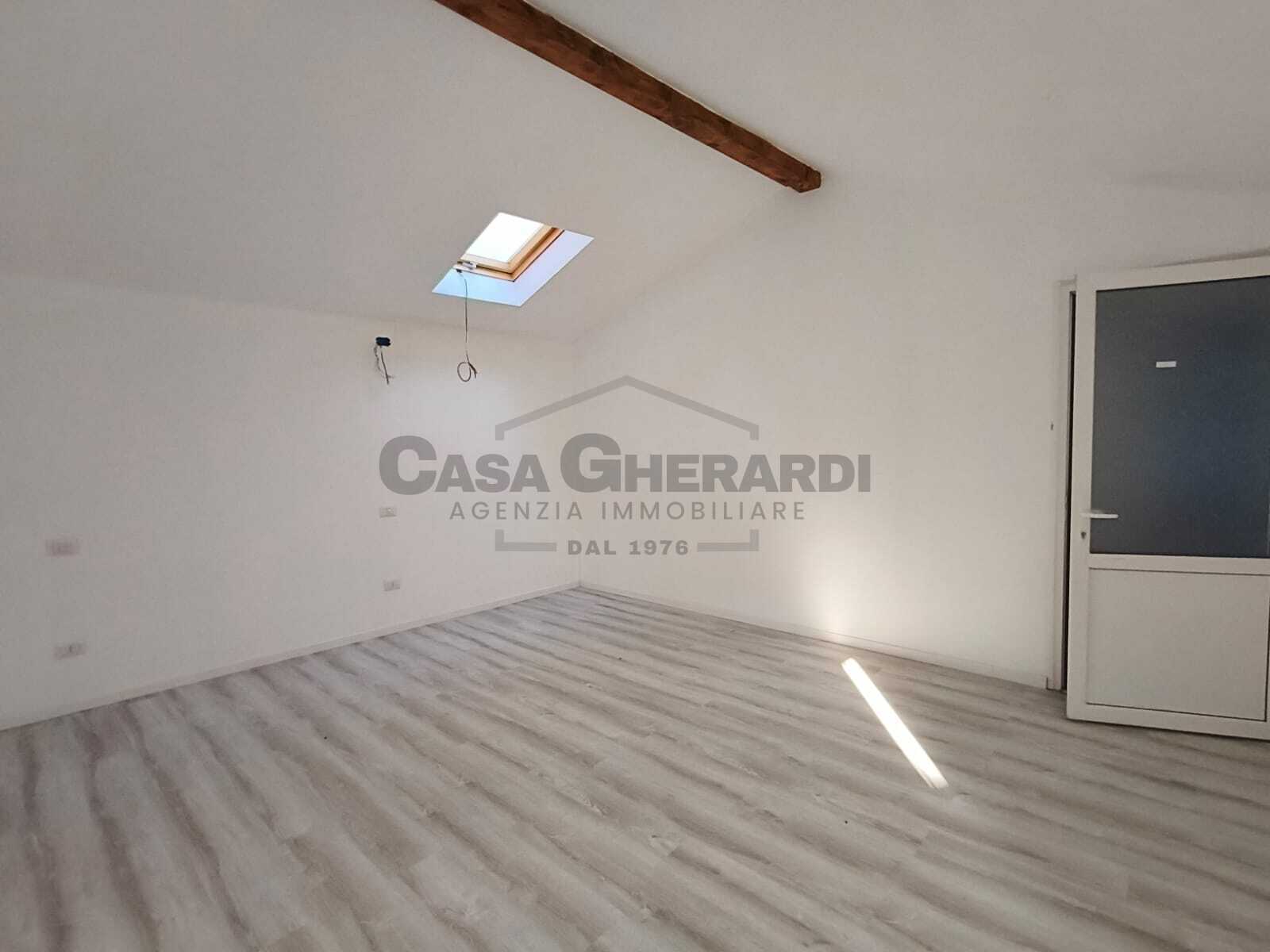 Immagine 6 di Trilocale in vendita  in Via Vittorio Emanuele II a Ponte San Pietro