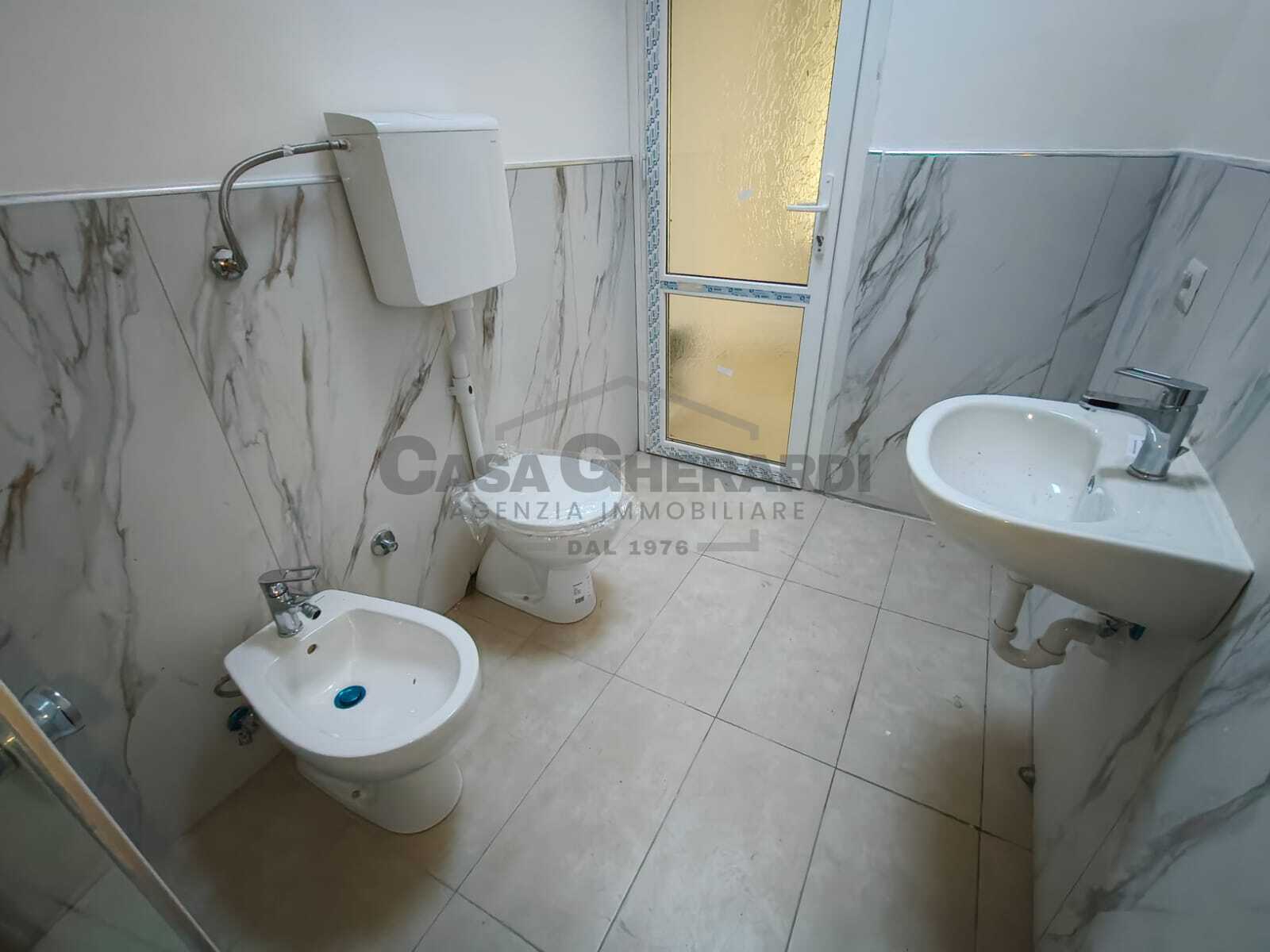 Immagine 20 di Trilocale in vendita  in Via Vittorio Emanuele II a Ponte San Pietro