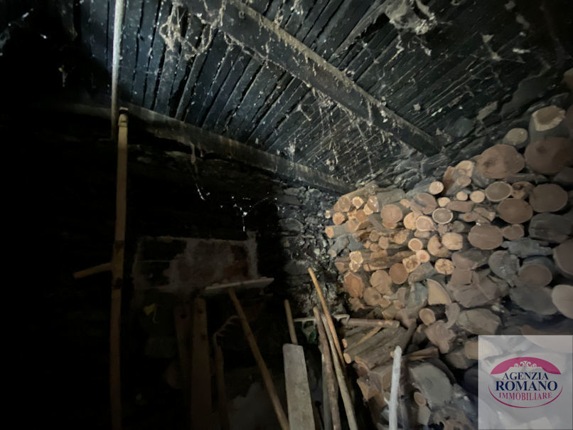 Immagine 29 di Casa bifamiliare in vendita  a Ponzone