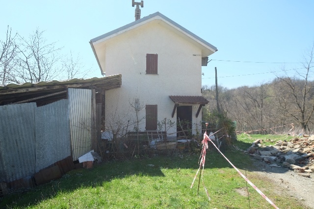 Immagine 33 di Villa in vendita  a Mioglia