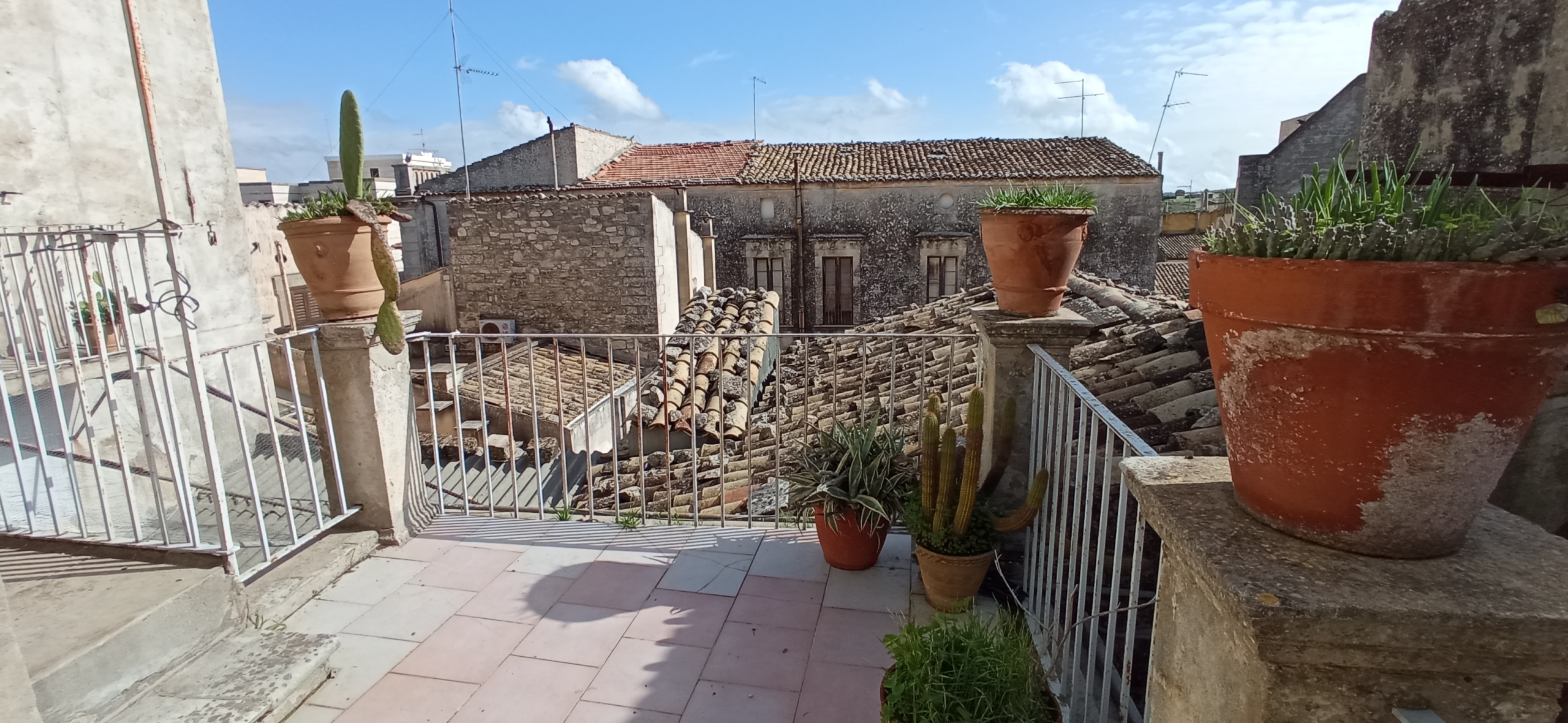 Foto annuncio 24