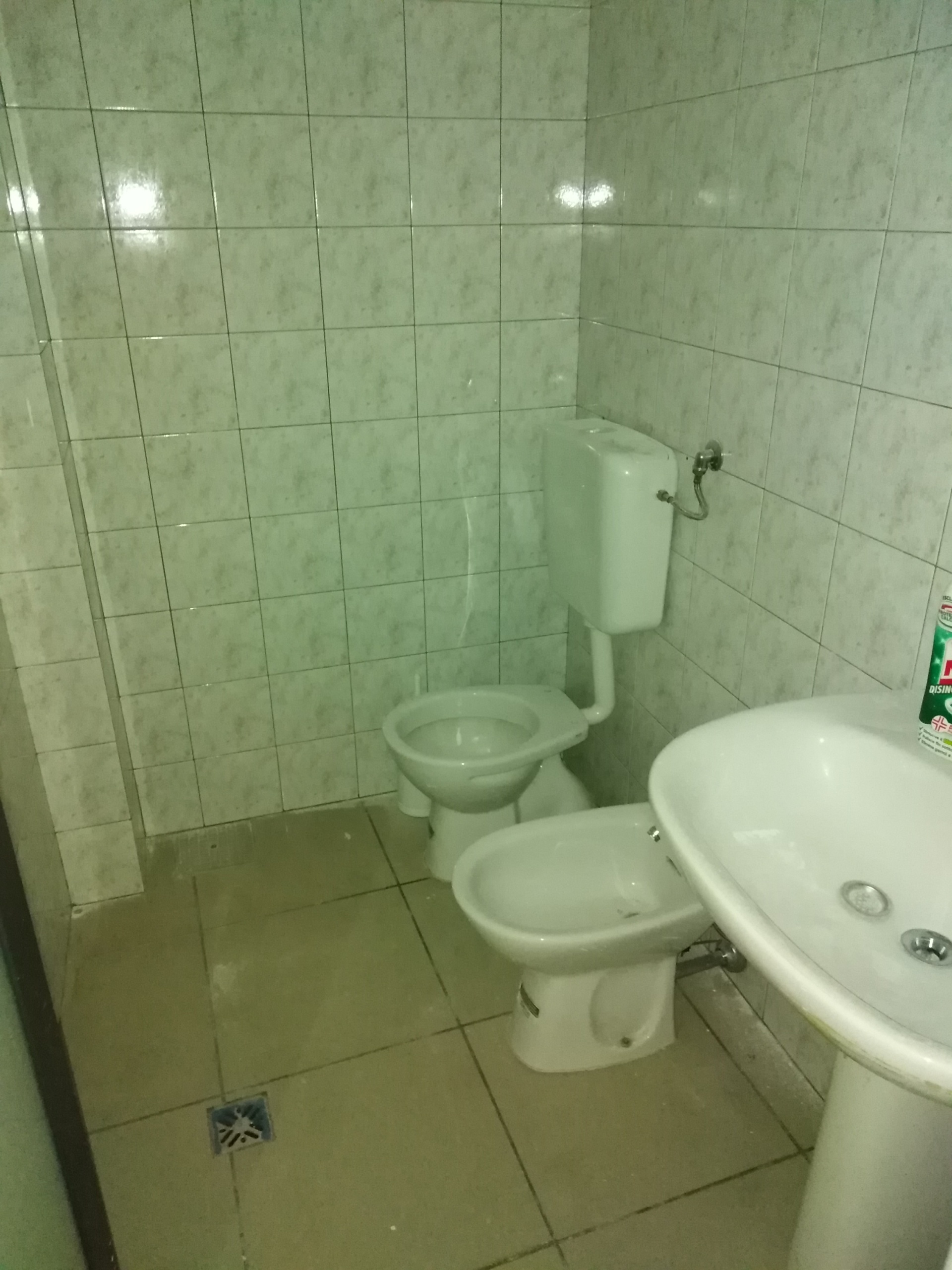 Immagine 9 di Locale commerciale in affitto  a Ragusa