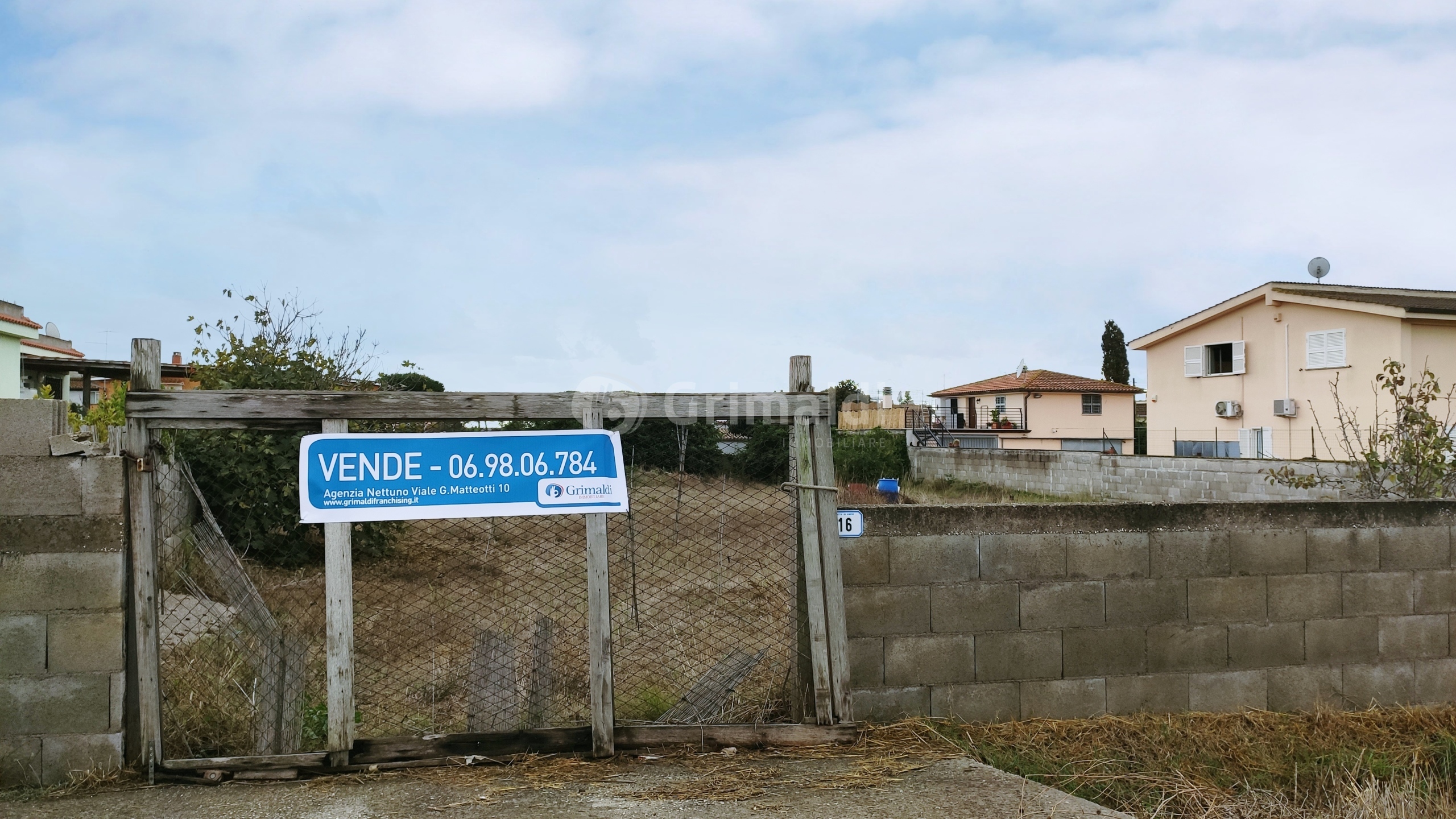Immagine 1 di Terreno agricolo in vendita  in Via della Campana a Anzio