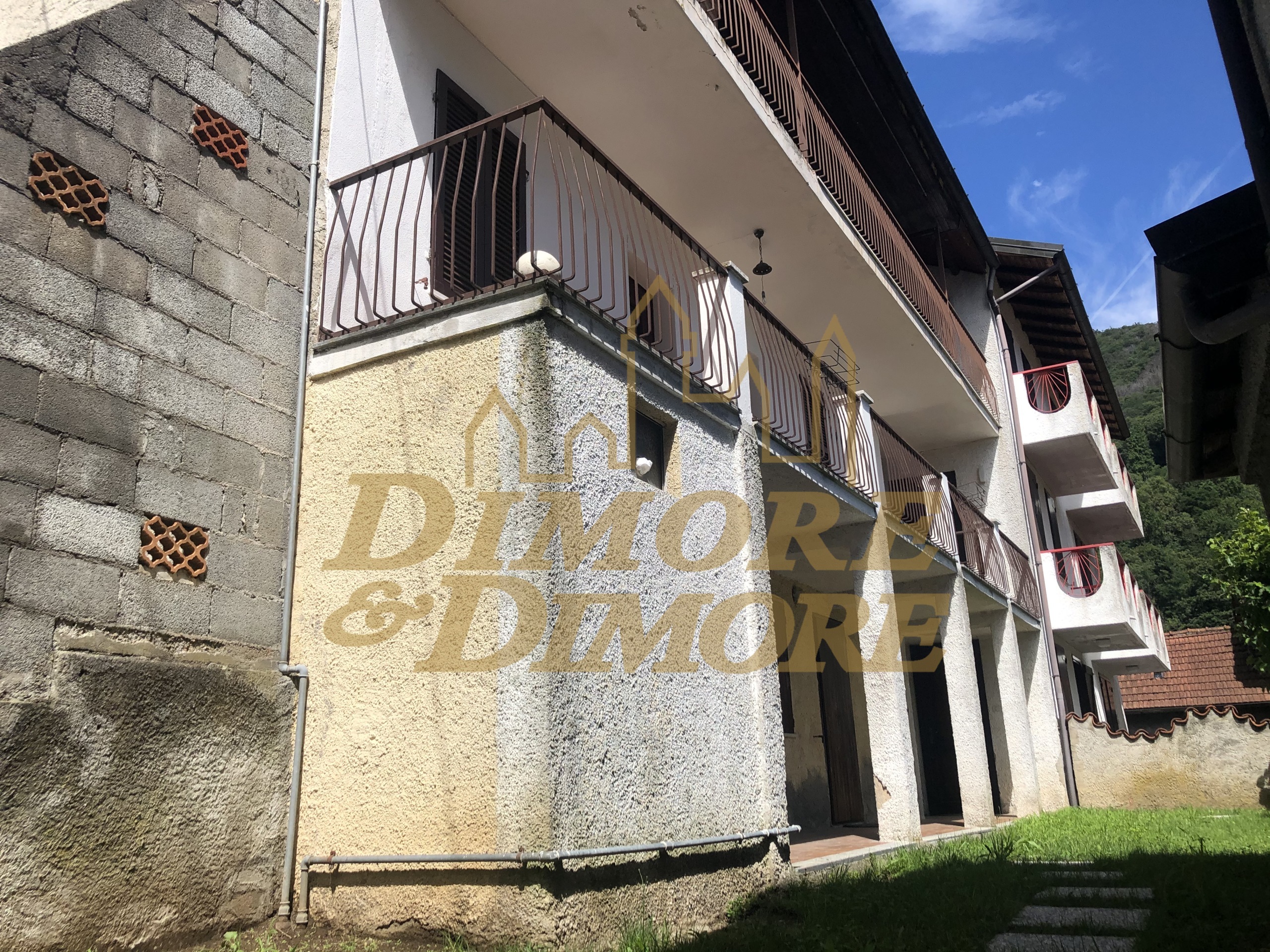 Immagine 4 di Bilocale in vendita  in Via Monte Nero 9 a Dumenza