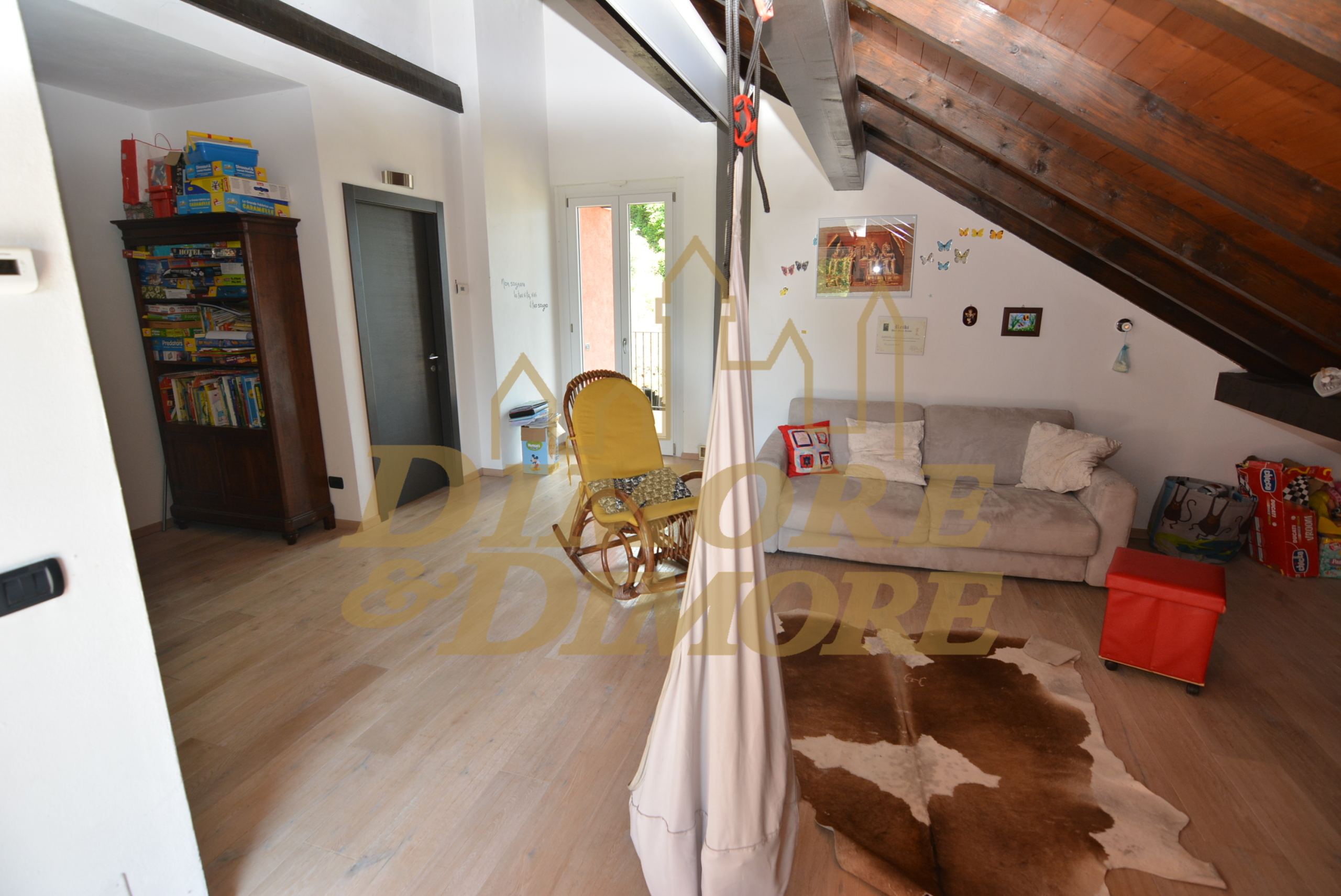 Immagine 14 di Villa in vendita  a Stresa