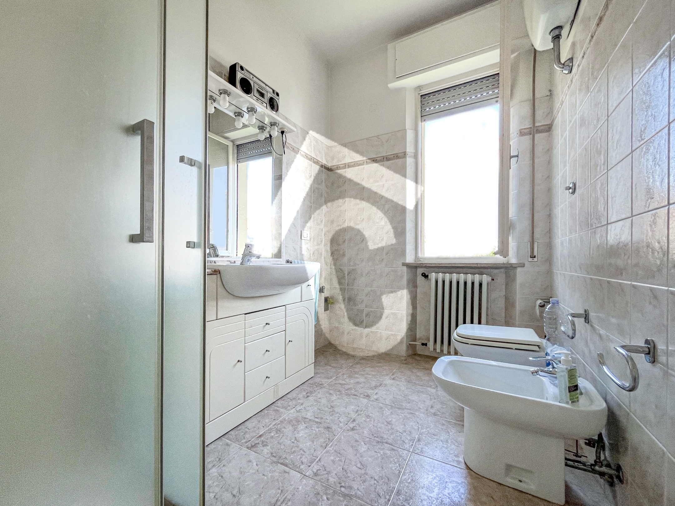 Immagine 10 di Appartamento in vendita  a Jesi