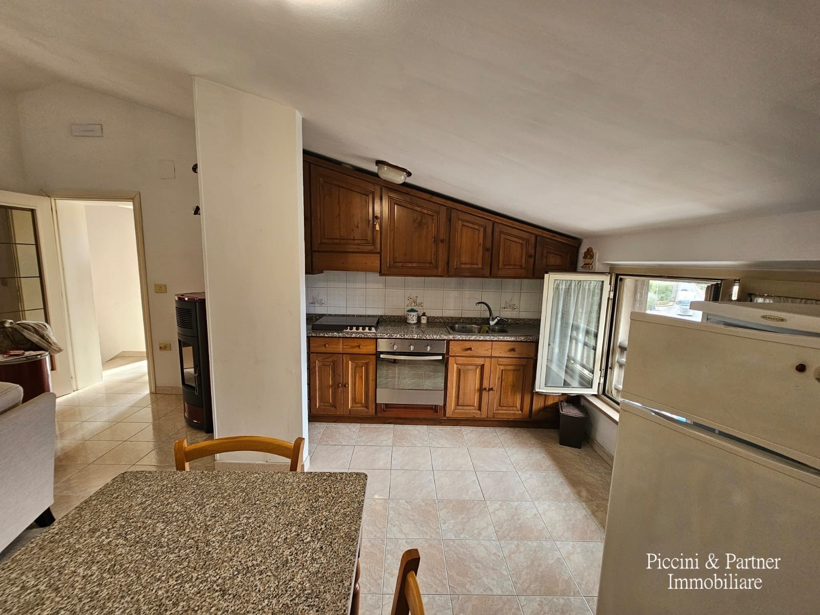 Immagine 8 di Appartamento in vendita  in Via della Sapienza a Magione