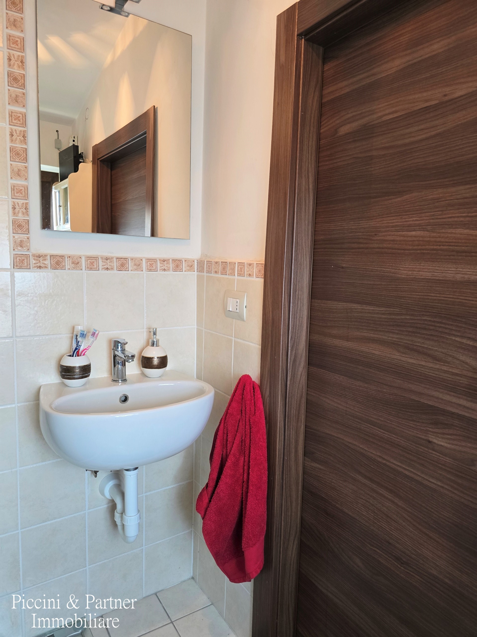 Immagine 57 di Villa in vendita  in Via IV Novembre 15 a Passignano Sul Trasimeno