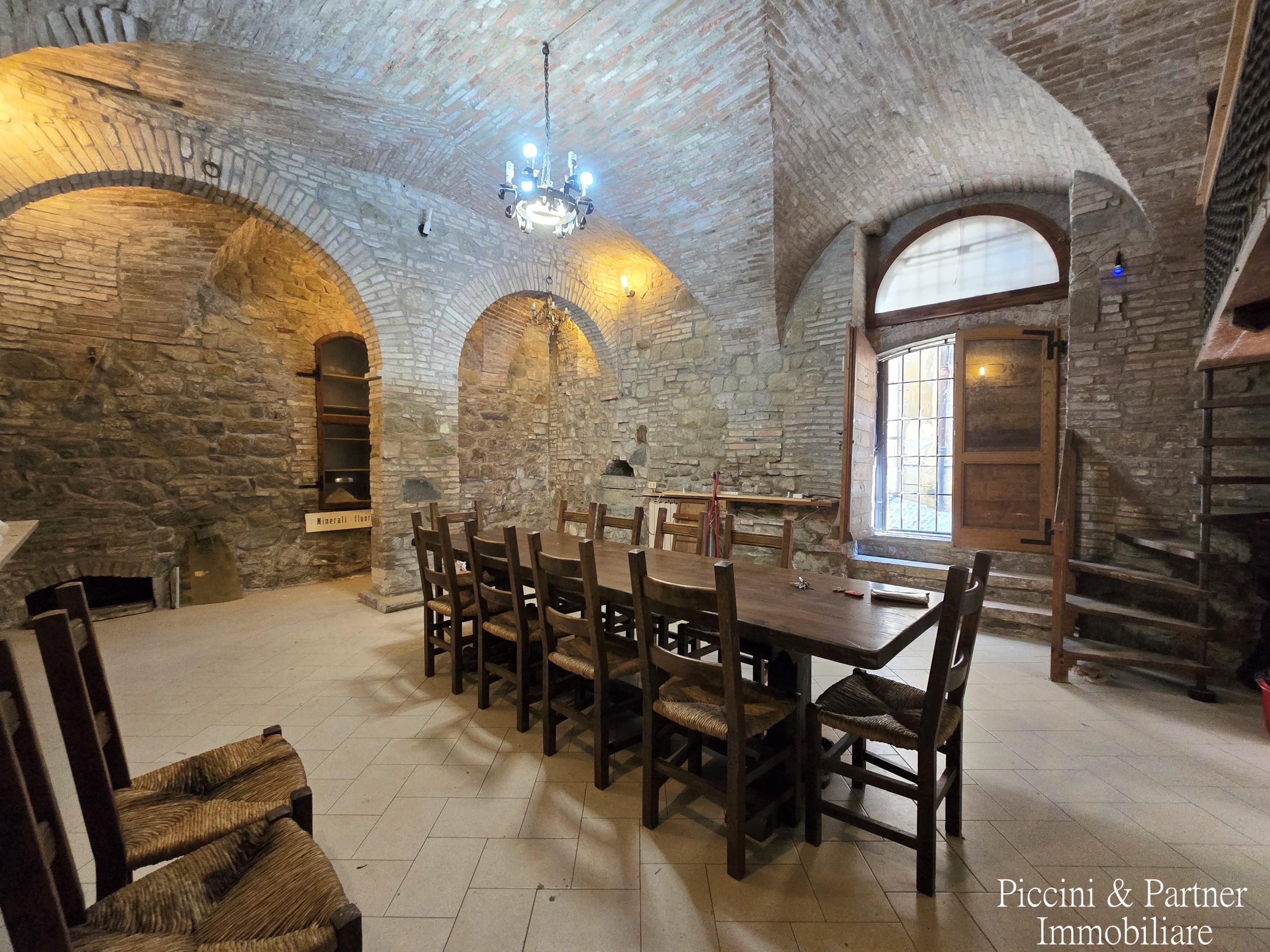 Immagine 12 di Pentalocale in vendita  in Via San Giovanni del Fosso 14 a Perugia