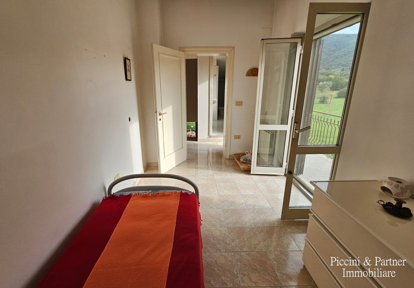 Immagine 25 di Appartamento in vendita  in Via della Sapienza a Magione