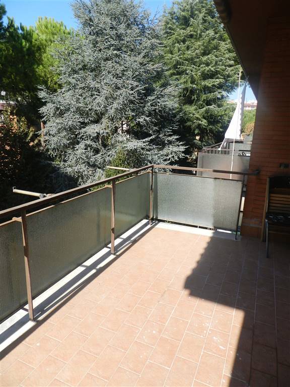 Immagine 11 di Trilocale in affitto  in Via Piero Foscari 121 a Roma