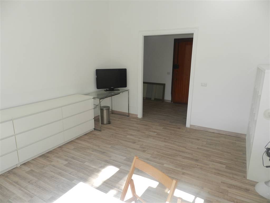 Immagine 4 di Trilocale in affitto  in Via Piero Foscari 121 a Roma