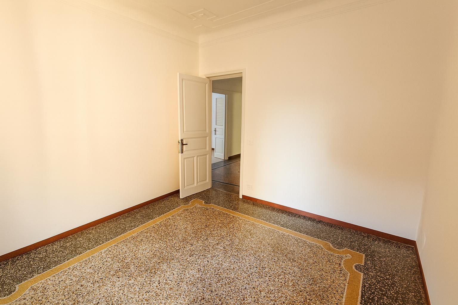 Immagine 9 di Quadrilocale in affitto  a Rapallo