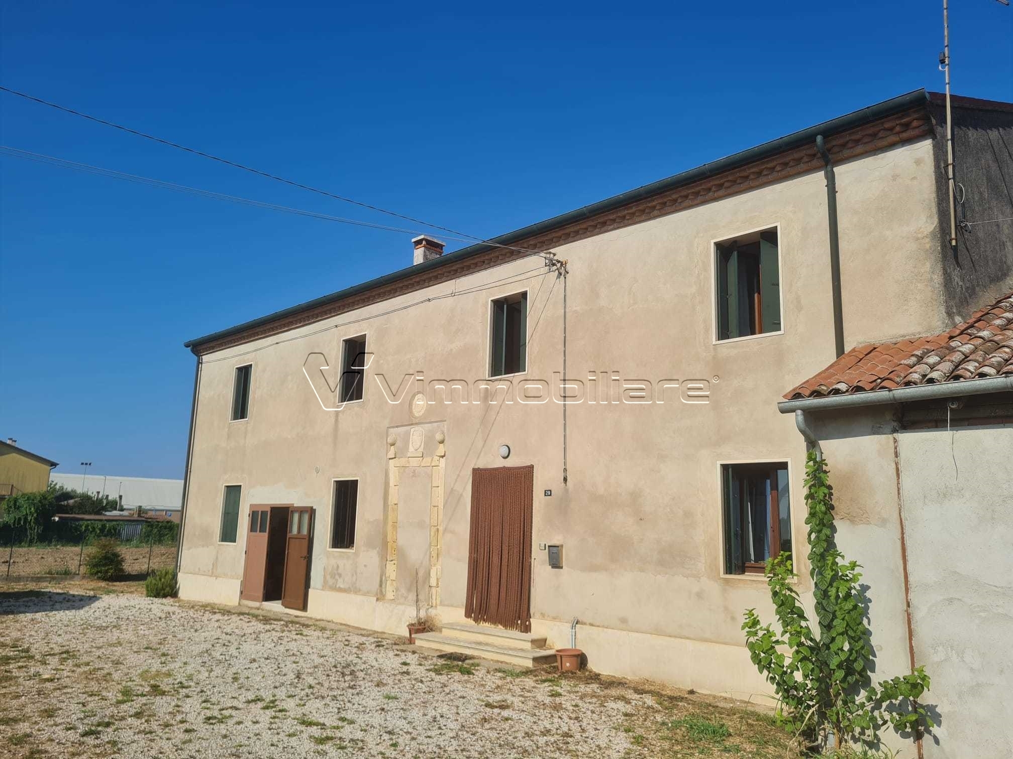 Immagine 4 di Porzione di casa in vendita  in Via Vela 29 a Asigliano Veneto