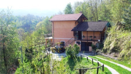 Immagine 1 di Casa indipendente in vendita  a Sassello