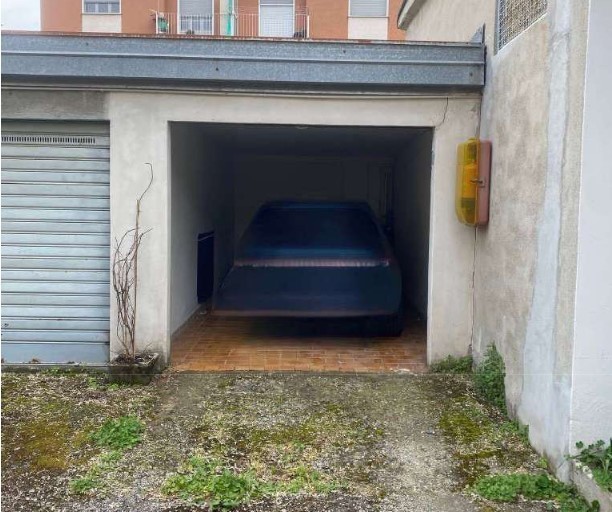 Immagine 11 di Pentalocale in vendita  in Via Rosselli 28 a Casale Monferrato