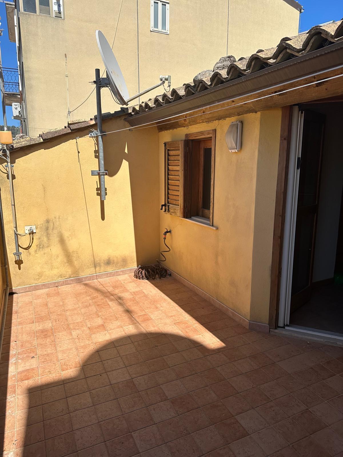 Immagine 28 di Casa indipendente in vendita  a Chiaramonte Gulfi