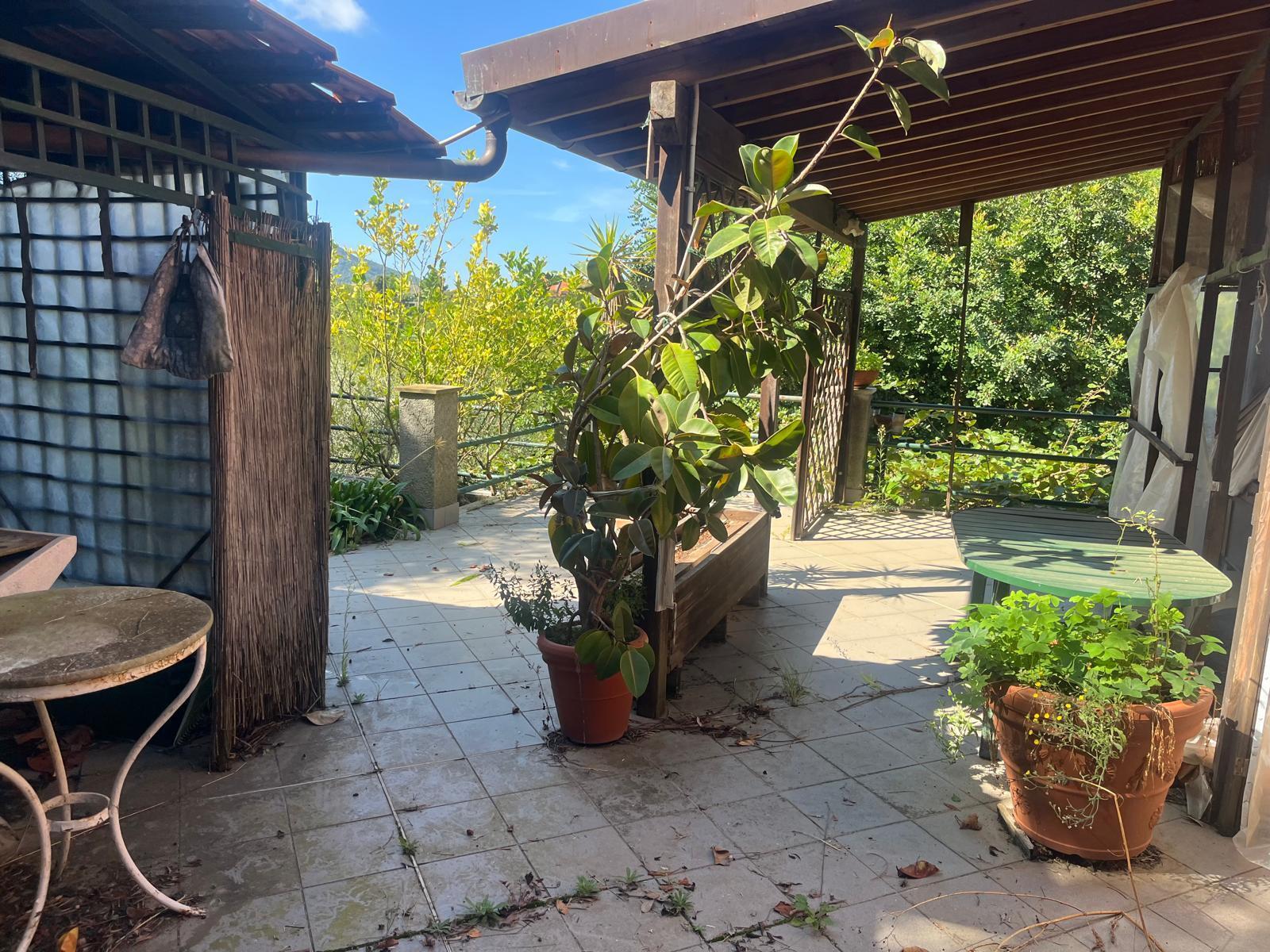 Immagine 24 di Villa in vendita  in Via Salvatore Gatti 19 a Castiglione Chiavarese