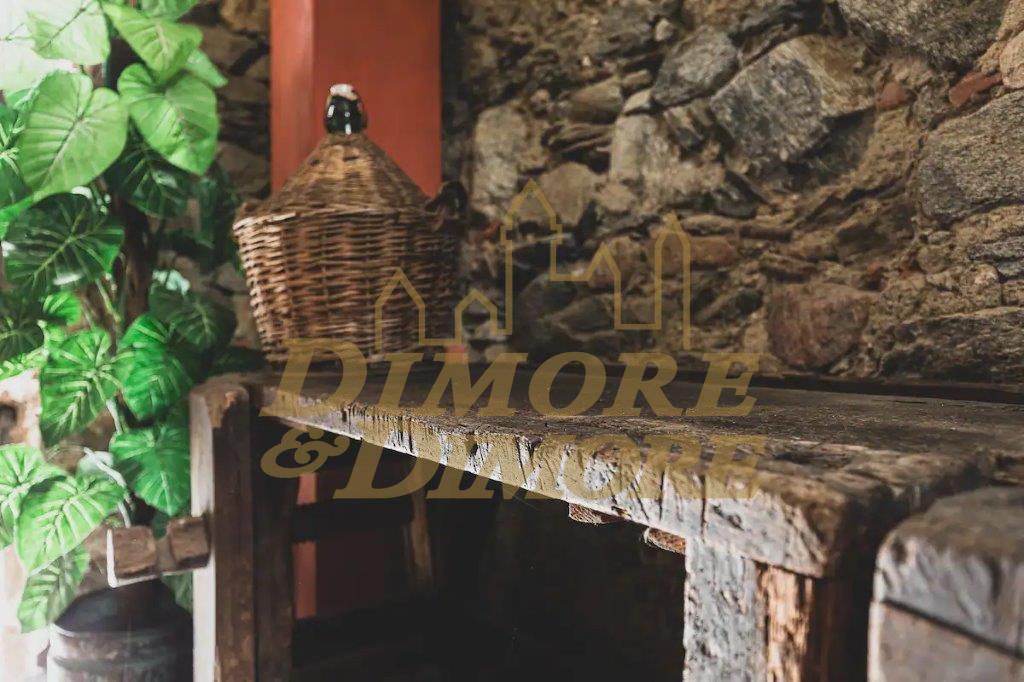 Immagine 2 di Bilocale in vendita  in Piazza Milano 8A a Colazza