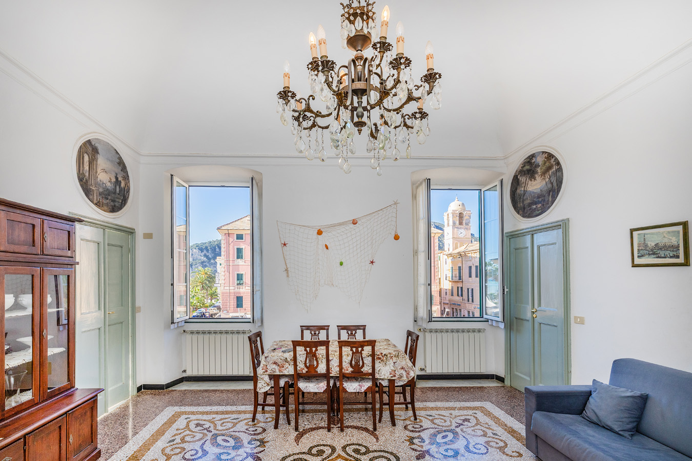 Immagine 1 di Trilocale in affitto  in Piazza Vittorio Emanuele II a Finale Ligure