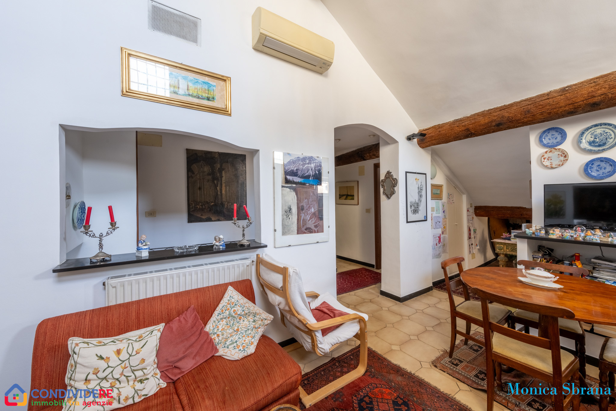 Immagine 7 di Attico in vendita  in Passo Stefano Sanguineti 11 a Genova