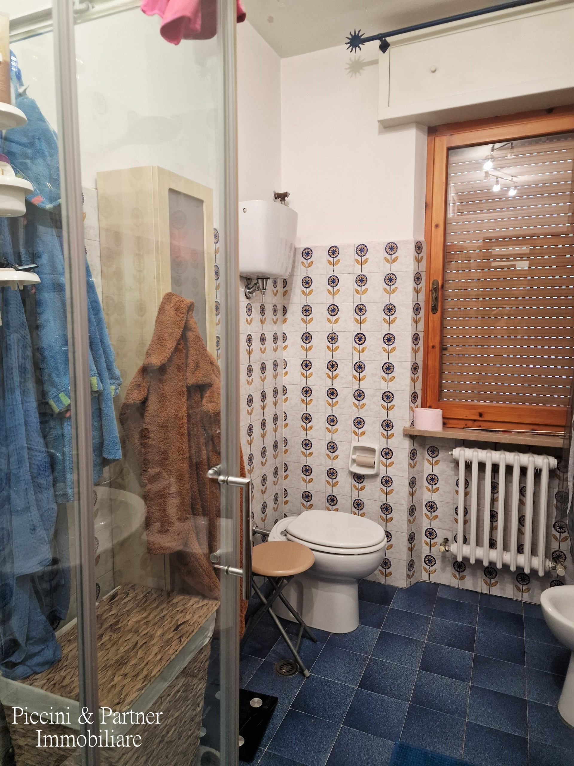 Immagine 40 di Pentalocale in vendita  in Strada Ponte Rio Ponte Pattoli a Perugia