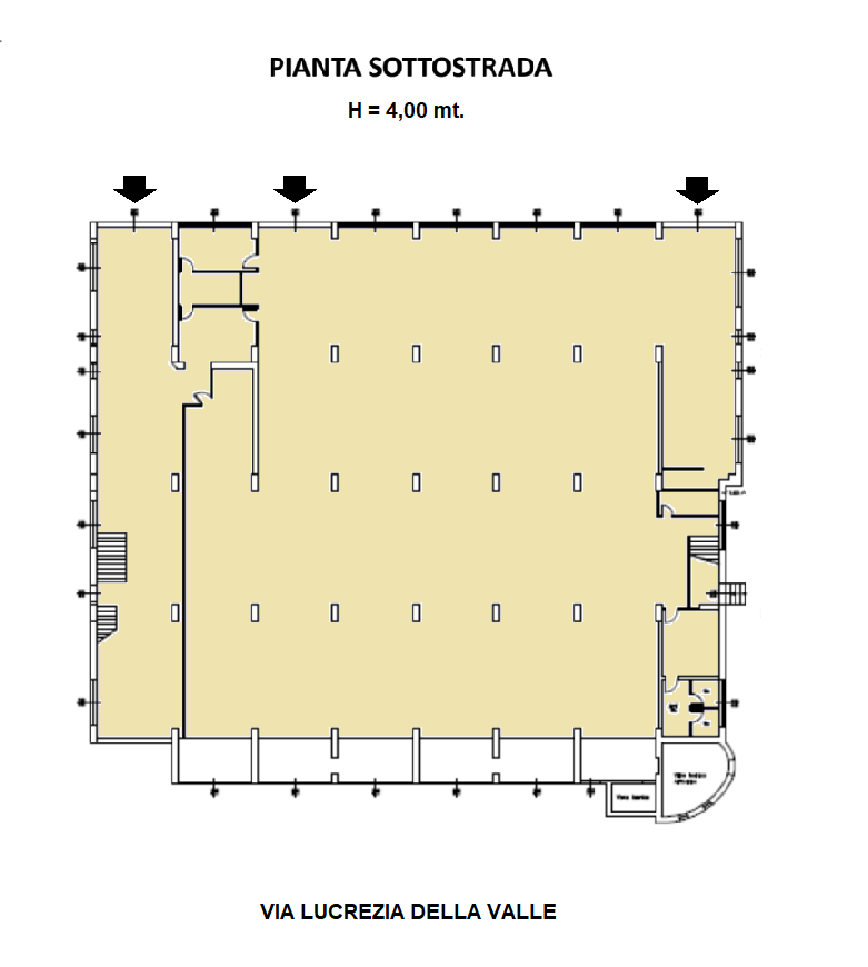 Immagine 13 di Magazzino in affitto  in Viale della Valle Lucrezia 50 a Catanzaro