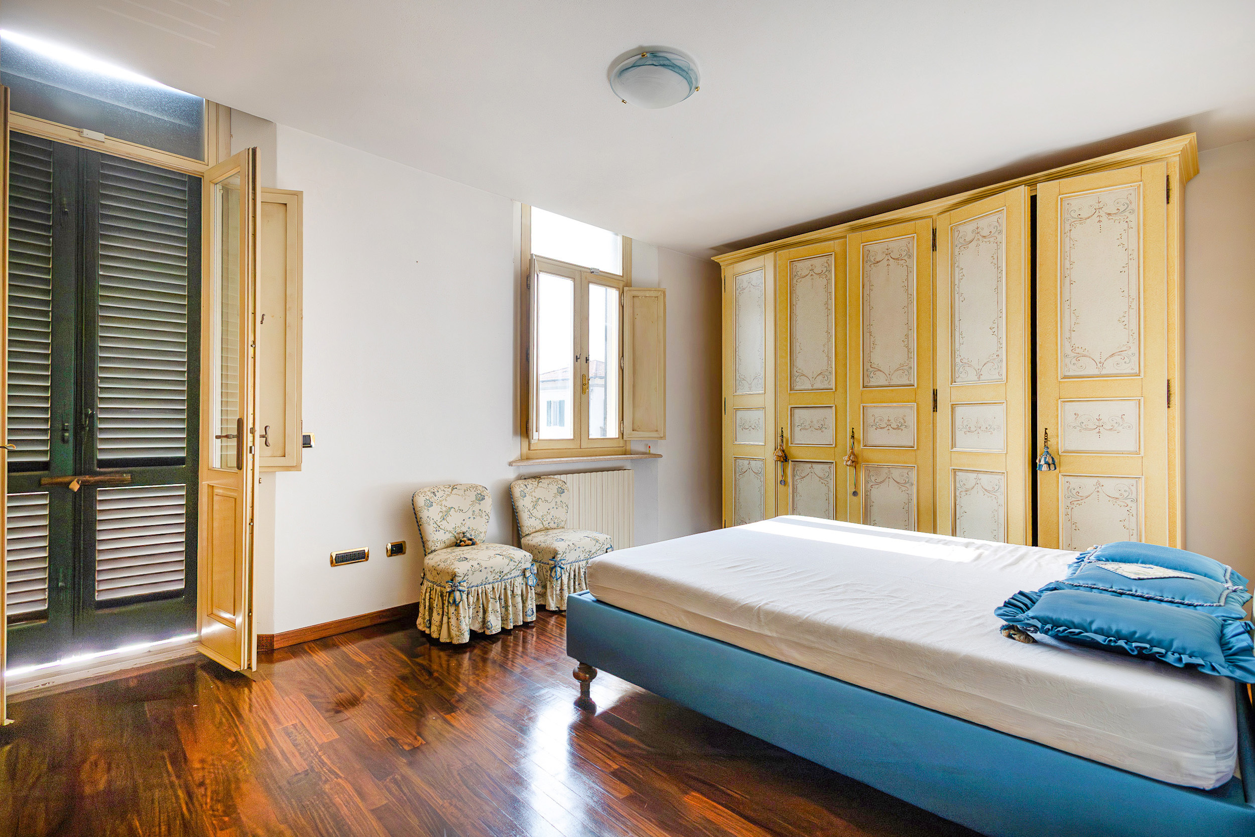 Immagine 32 di Villa in vendita  a Pisa