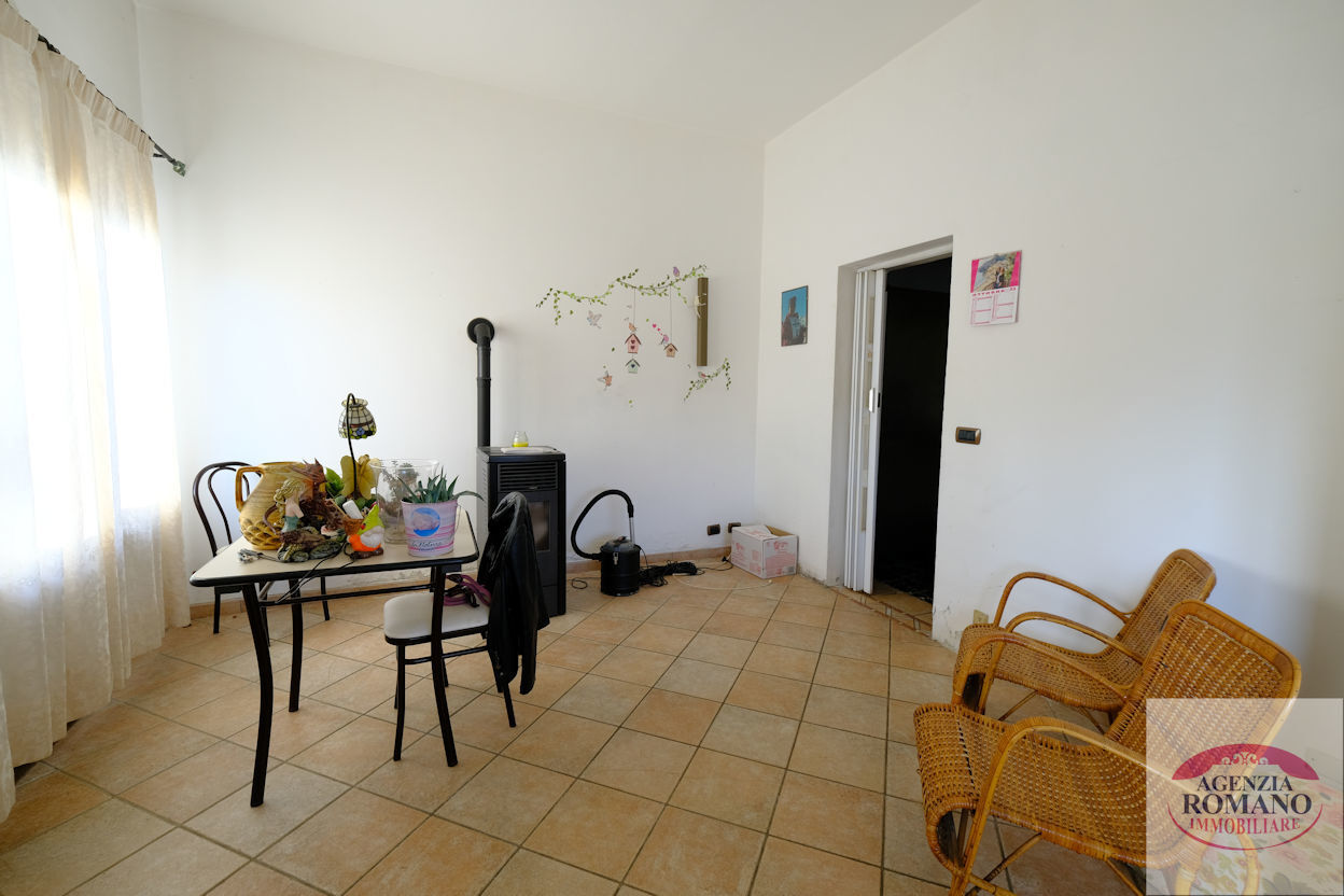 Immagine 19 di Albergo/B&B/Residence in vendita  in VIA  SAVONA 50 a Urbe