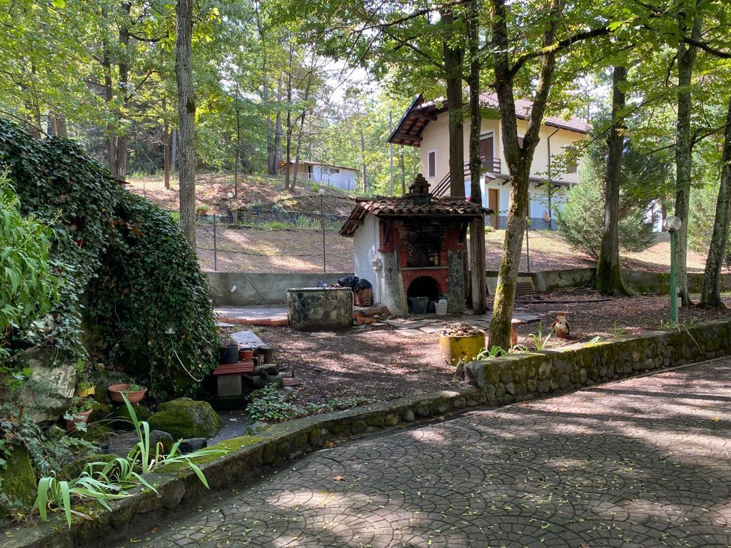 Immagine 7 di Villa in vendita  in località Vallacia 12 a Pareto