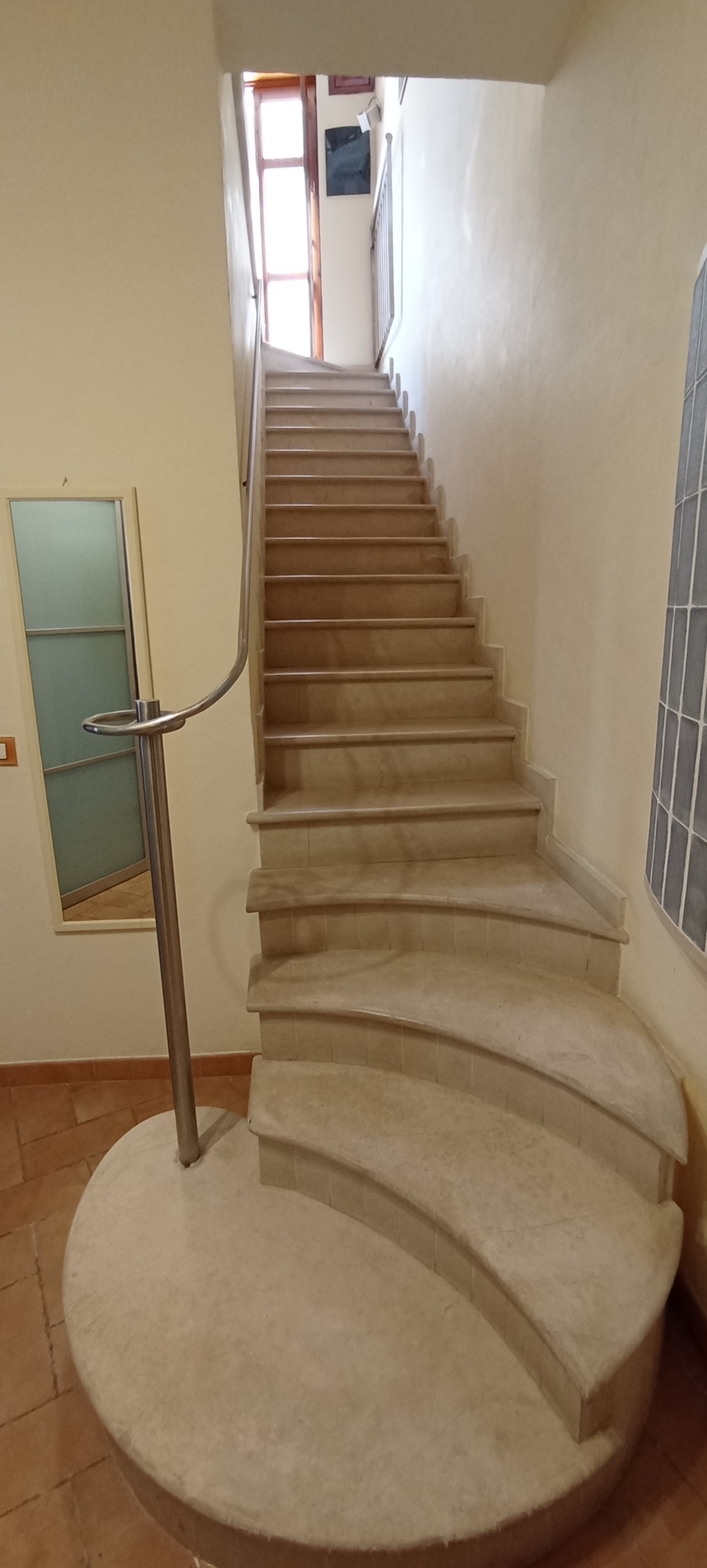 Immagine 8 di Casa indipendente in vendita  a Chiaramonte Gulfi