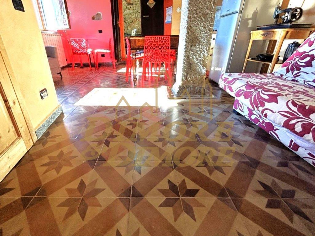 Immagine 21 di Bilocale in vendita  in Piazza Milano 8A a Colazza