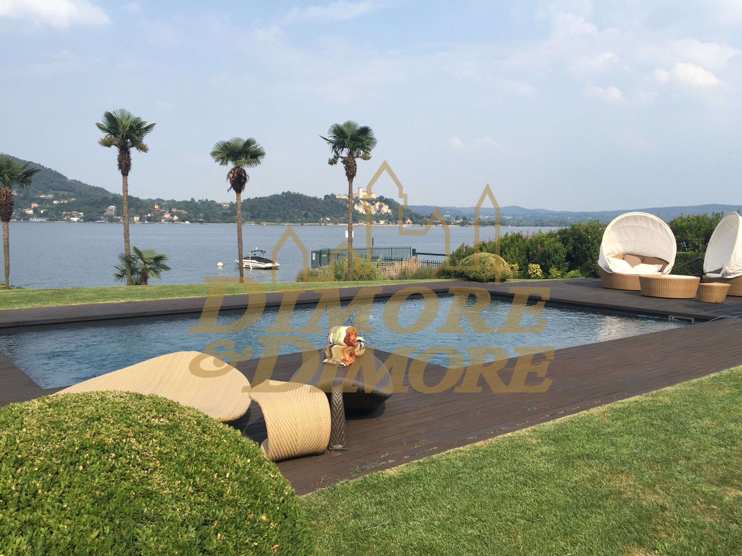 Immagine 9 di Villa in affitto  in SS33 del Sempione 14 a Arona